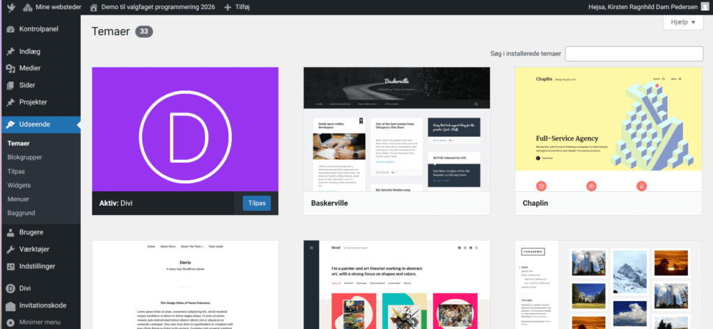Her vælger du tema til websitet
